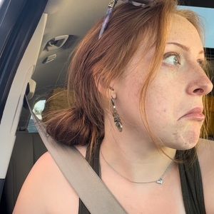 Meet your Posher, Meredith